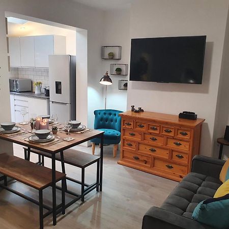 Victoria House - 3 Bedrooms, 3 Bathrooms By Cliftonvalley Apartments Bristol Bagian luar foto