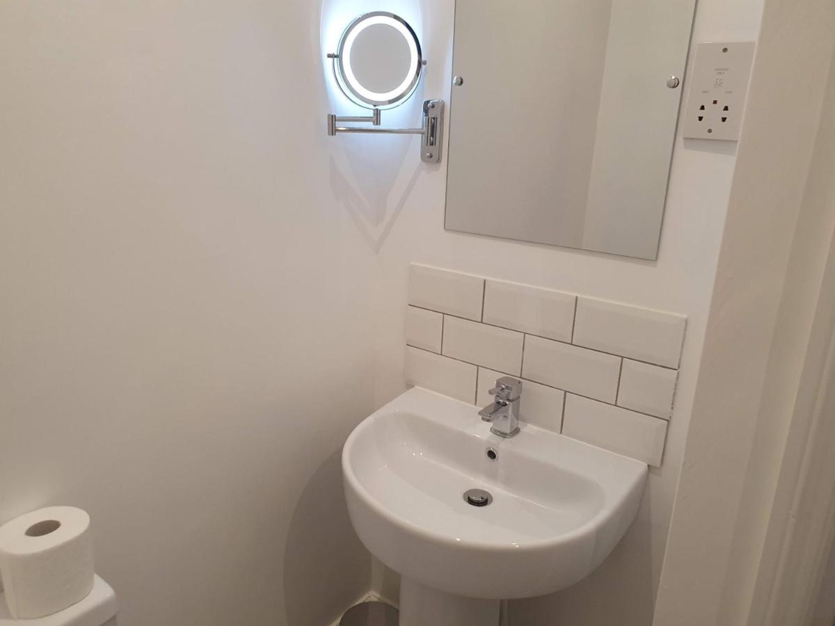 Victoria House - 3 Bedrooms, 3 Bathrooms By Cliftonvalley Apartments Bristol Bagian luar foto