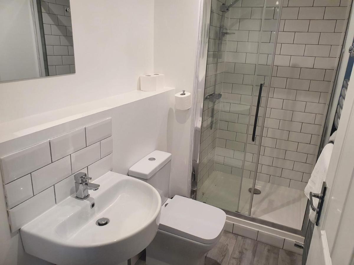 Victoria House - 3 Bedrooms, 3 Bathrooms By Cliftonvalley Apartments Bristol Bagian luar foto