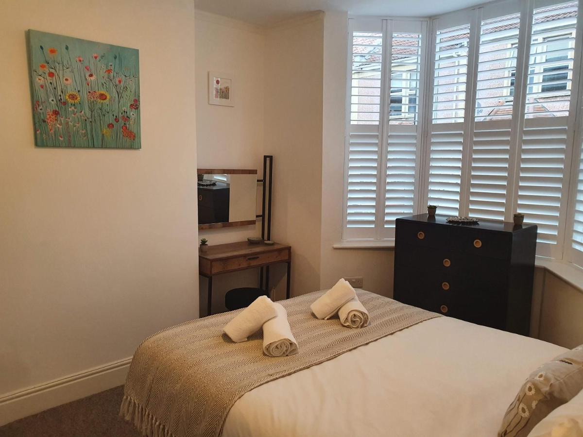 Victoria House - 3 Bedrooms, 3 Bathrooms By Cliftonvalley Apartments Bristol Bagian luar foto