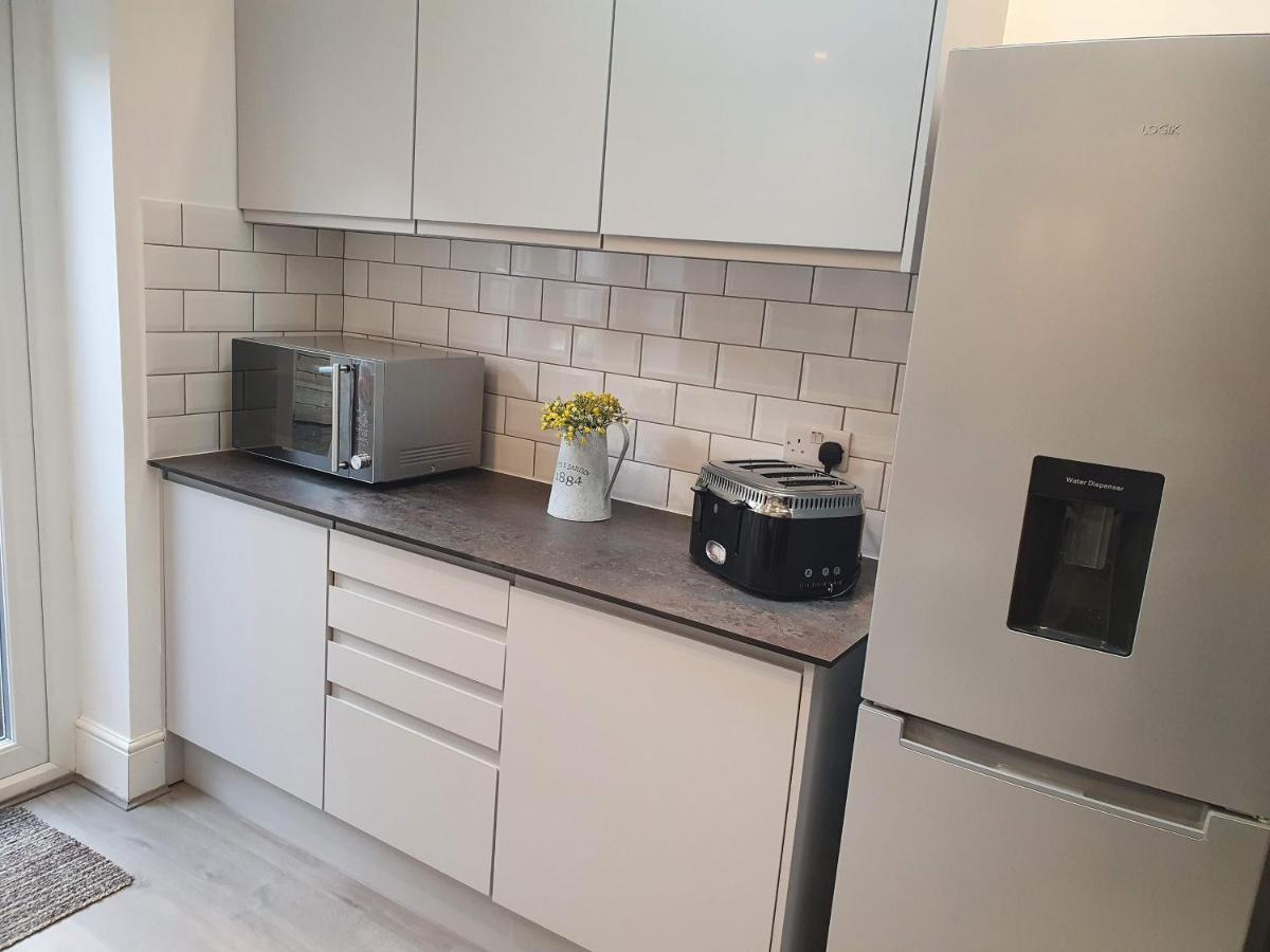Victoria House - 3 Bedrooms, 3 Bathrooms By Cliftonvalley Apartments Bristol Bagian luar foto