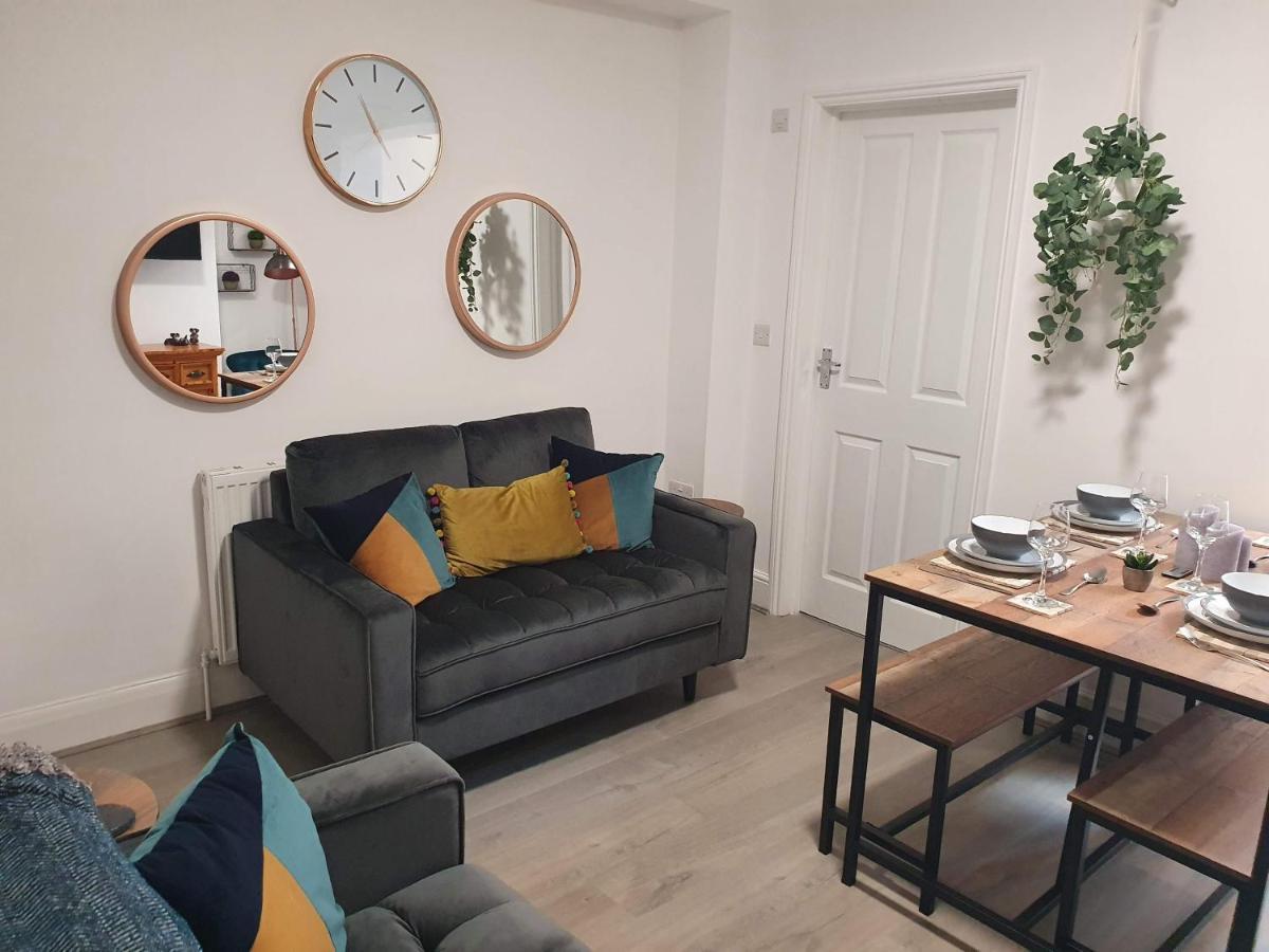 Victoria House - 3 Bedrooms, 3 Bathrooms By Cliftonvalley Apartments Bristol Bagian luar foto